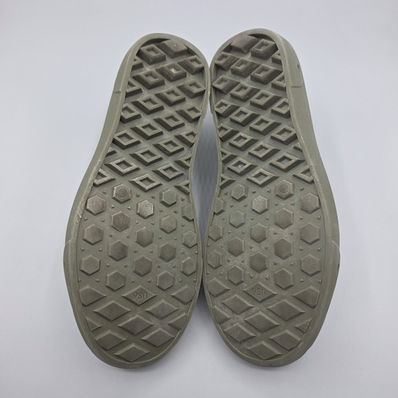 VANS TRK Shoes Womens 6 Green Rubber Breathable Slip On Waterproof Lightweight - Picture 10 of 14